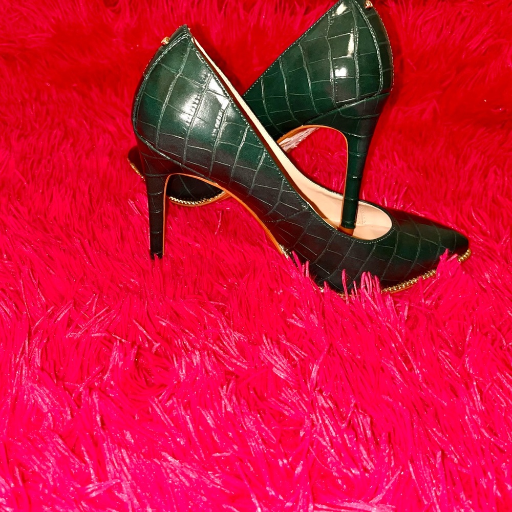 BCBG high heels 7 - Picture 2 of 2